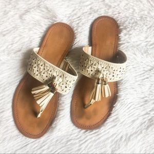 Tommy Hilfiger sandals - size 8